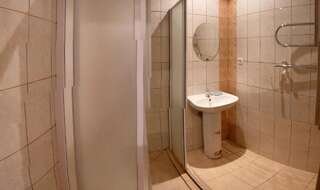 Лоджи nakvinės namai Mano kelias Вильнюс Трехместный номер с общей ванной комнатой-2